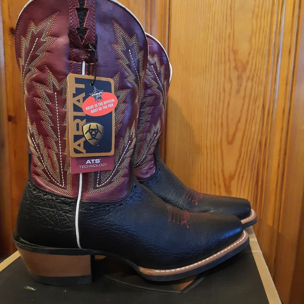 Ariat Adriano Moraes Bull Rider Size 7.5D